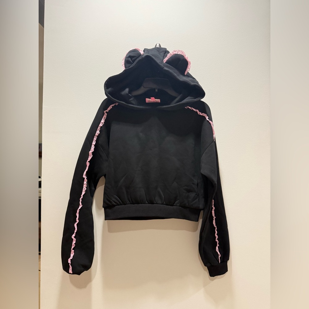 Sugar Thrillz FAIRY TALE ENDING Bear CROPPED HOODIE Size M NWOT